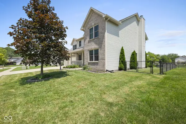 7975 Meadow Bend CIR, Indianapolis, IN 46259
