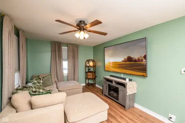 301 N High ST, Jamestown, IN 46147