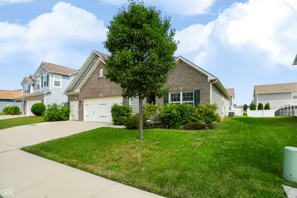 8810 Rowling WAY, Indianapolis, IN 46239