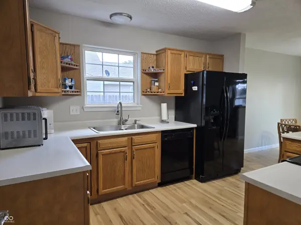2069 Creekside DR, Seymour, IN 47274