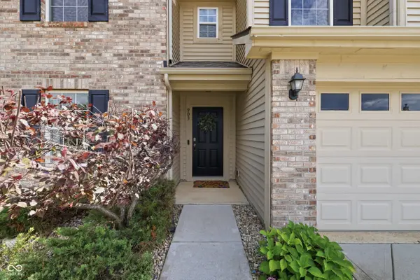 903 Ogala DR, Westfield, IN 46074