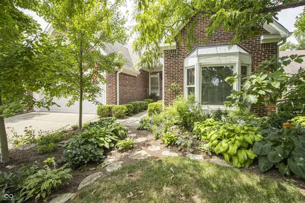 10776 Belair DR, Carmel, IN 46280