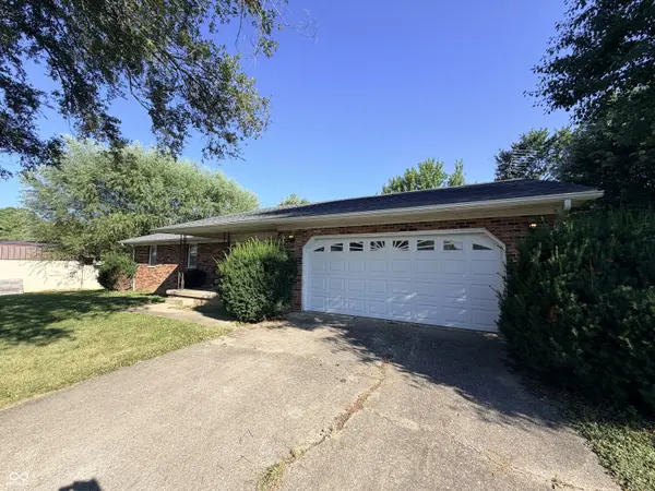 908 E Hendricks ST, Greensburg, IN 47240