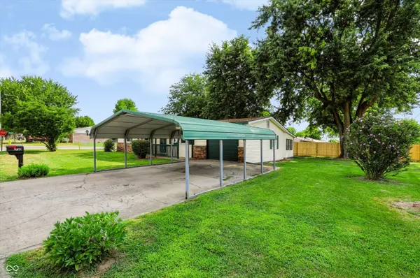 1739 Plantation DR, Martinsville, IN 46151