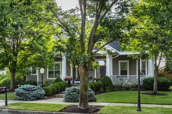 2213 Shaftesbury RD, Carmel, IN 46032