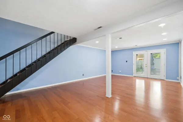 7447 Country Brook DR, Indianapolis, IN 46260