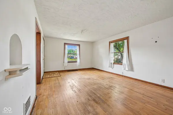 308 E 38th ST, Anderson, IN 46013