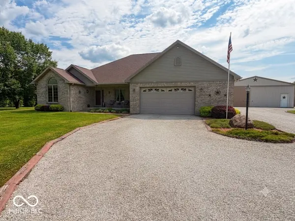 371 S Main ST,  Fillmore,  IN 46128