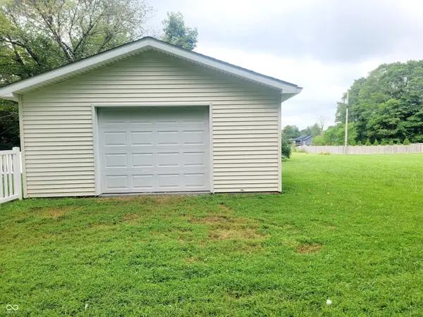 1604 N Cayuse TRL, Greensburg, IN 47240