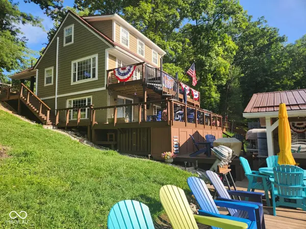 8031 Catalpa DR, Nineveh, IN 46164