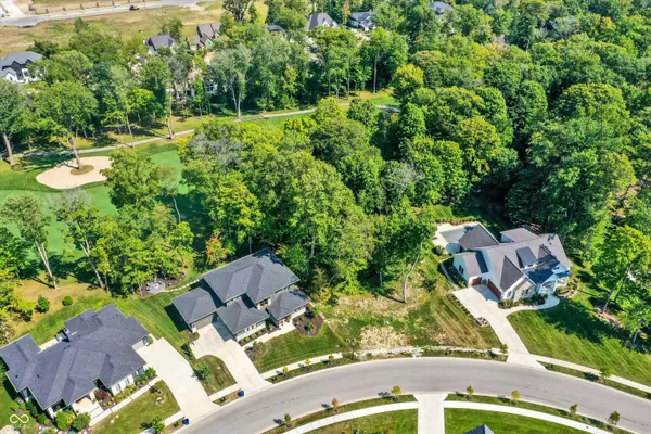 3809 Dartmoor WAY, Zionsville, IN 46077