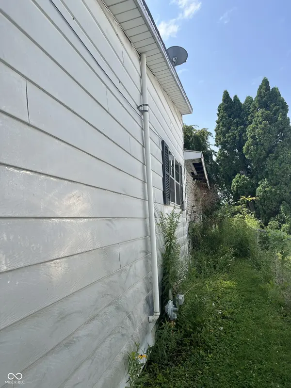 702 E 13th ST, Muncie, IN 47302