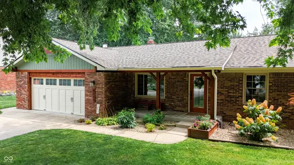 4233 W Fairview RD, Greenwood, IN 46142