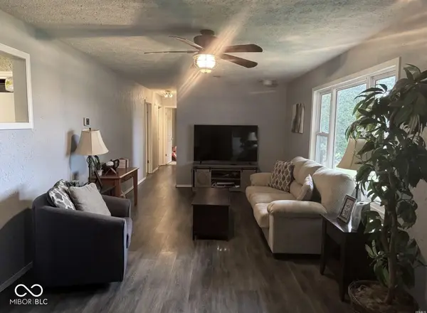 426 Woodville RD, Mitchell, IN 47446