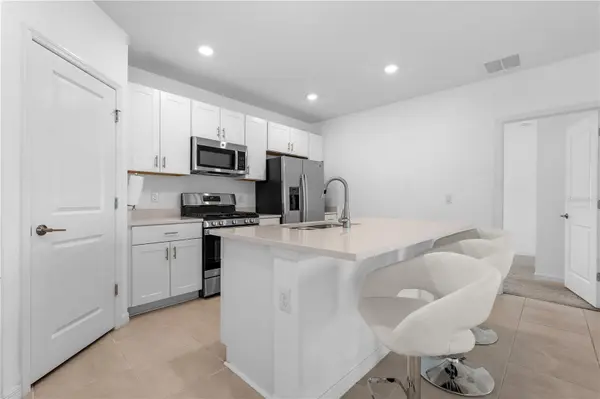 11252 FIELDSTONE DR, Palmetto, FL 34221