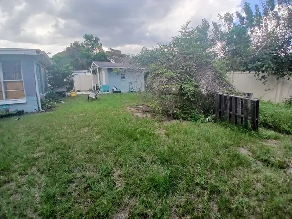 1818 HEATHER AVE, Tampa, FL 33612