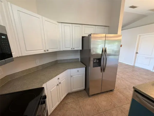 8366 GLOVER AVE, North Port, FL 34286