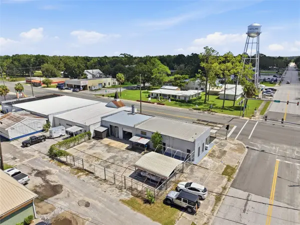 10 N MAIN ST, Chiefland, FL 32626