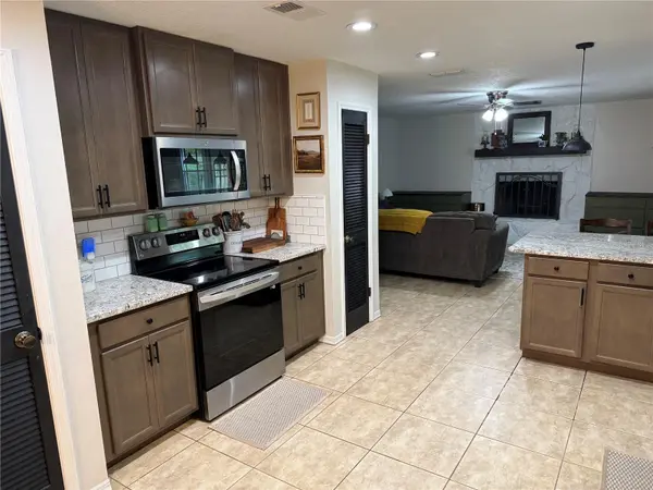 124 N POINTE DR, Auburndale, FL 33823