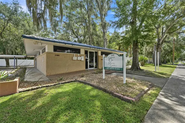 2105 S PARK AVE, Sanford, FL 32771