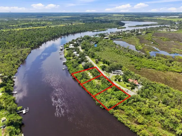 2504, 2506, and 2508 RIVER BEND DR, Ruskin, FL 33570