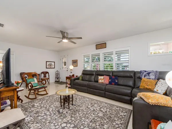 63 NICHOLAS DR, Dunedin, FL 34698