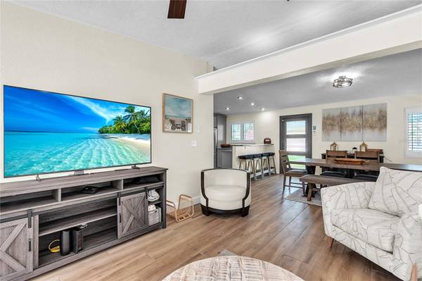 340 81ST AVE, St Pete Beach, FL, 33706 photo 4