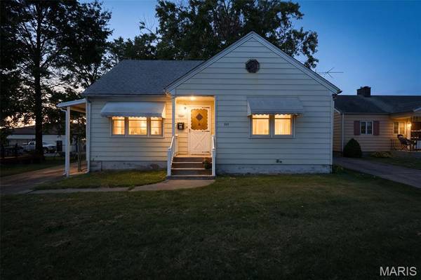 545 Scott ST, Ste Genevieve, MO 63670