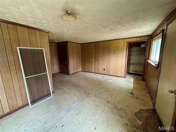 629 S Walker ST, Montgomery City, MO 63361