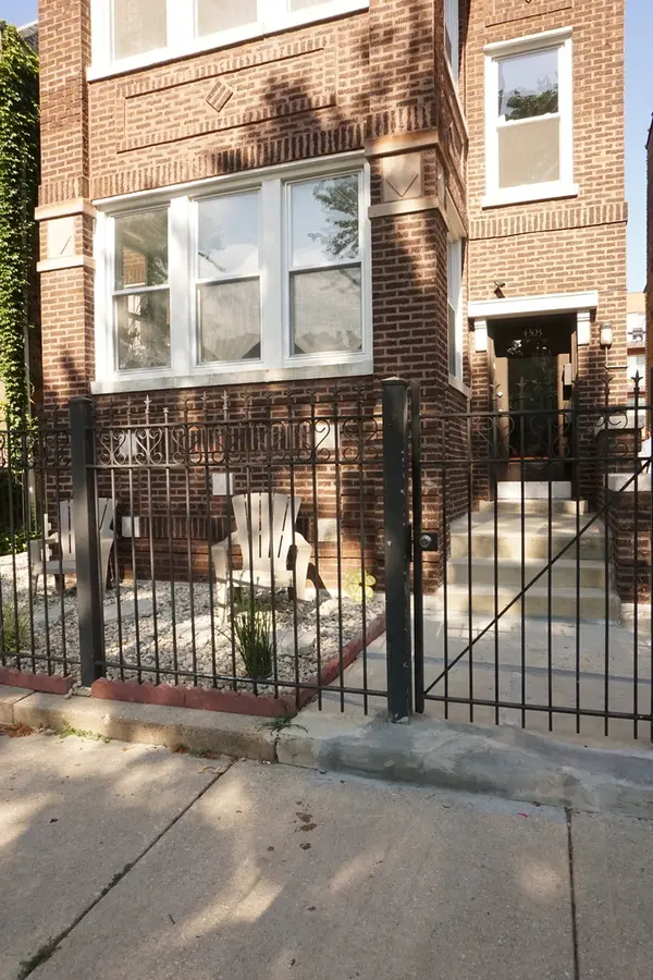 4303 N Sawyer AVE, Chicago, IL 60618
