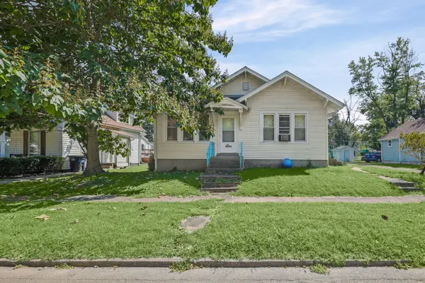 125 W Warmouth ST, Salem, IL 62881