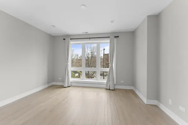 7430 N Hermitage AVE #3W, Chicago, IL 60626