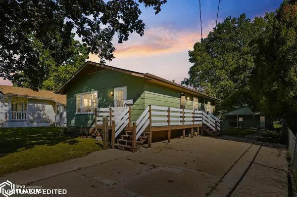 2512 Kirkwood ST, Burlington, IA 52601