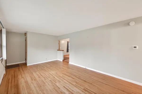 1283 Burke AVE E, Maplewood, MN 55109