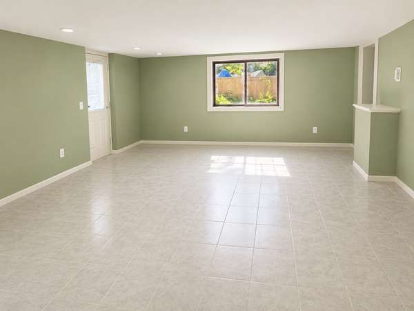 3046 Dundee LN, Mound, MN 55364