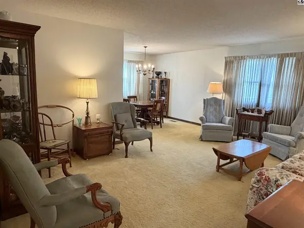 417 Liberty Dr, Mcpherson, KS 67460