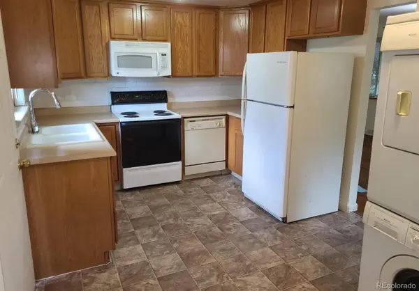 8020 W 52nd AVE #8020-8030, Arvada, CO 80002