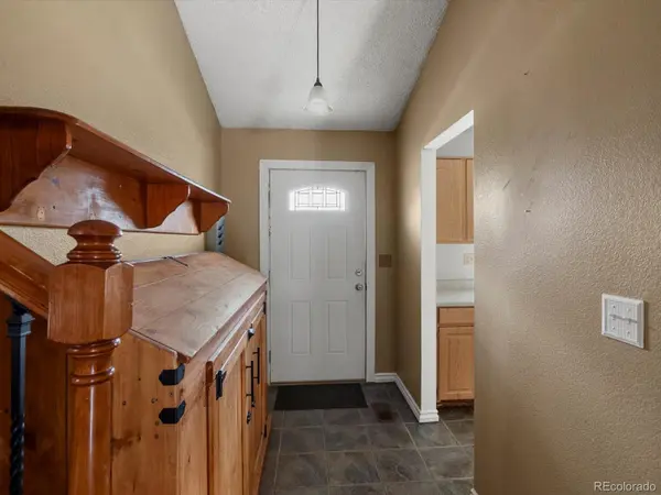 21502 E Powers CIR, Centennial, CO 80015