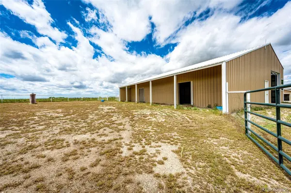 73 N Dutch Valley RD, Bennett, CO 80102