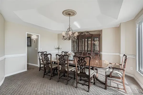 19281 E Hinsdale LN, Centennial, CO 80016