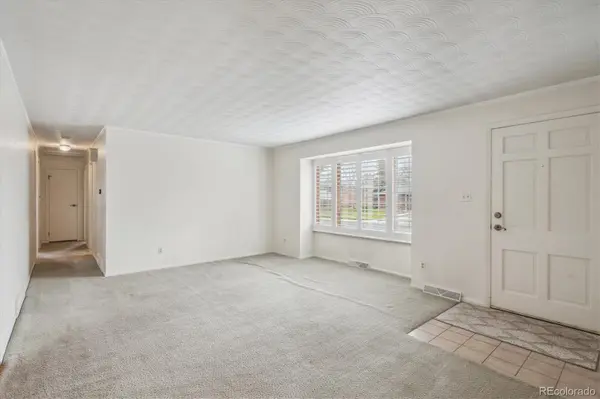 3335 S Verbena CT, Denver, CO 80231