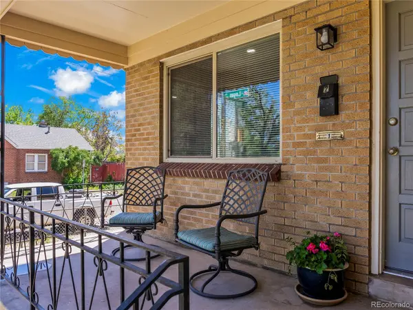 2695 S Logan ST, Denver, CO 80210