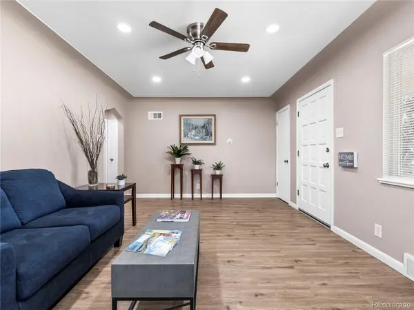 2695 S Logan ST, Denver, CO 80210