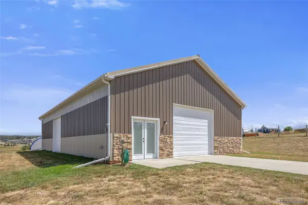 2630 Frontier LN, Franktown, CO 80116