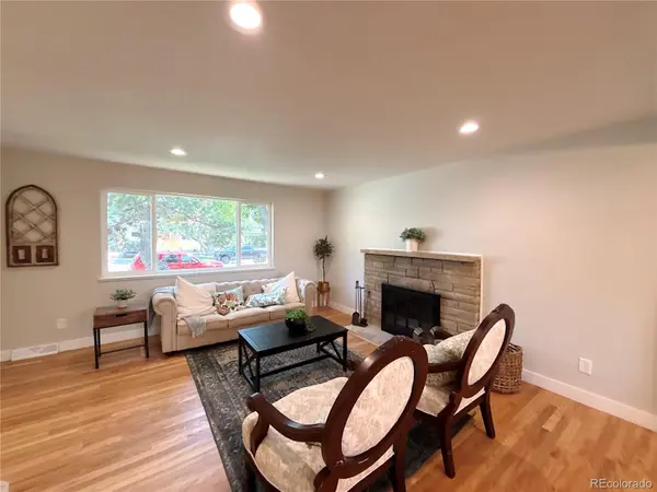 5915 Simms ST, Arvada, CO 80004