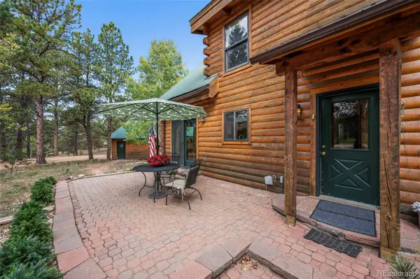 75 Midnight LN, Florissant, CO 80816