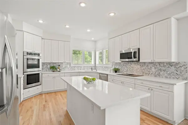 9117 Buck Hill DR, Highlands Ranch, CO 80126