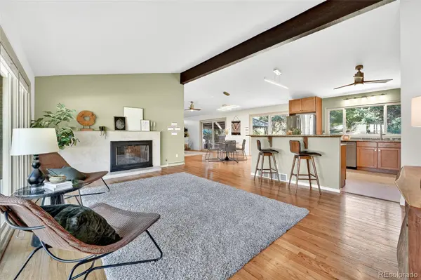 8100 Sunset DR, Lakewood, CO 80214