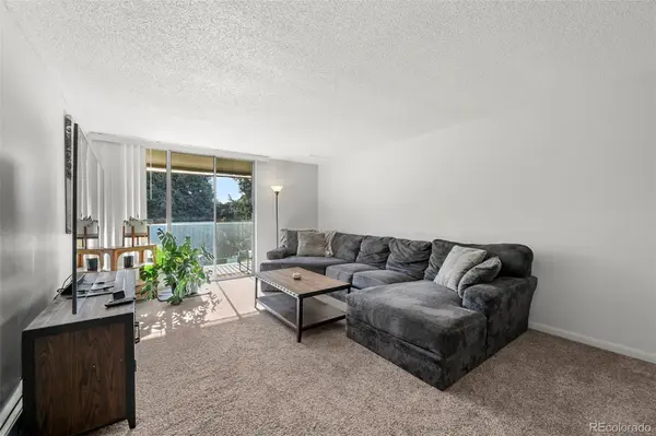 2231 S Vaughn WAY #301B, Aurora, CO 80014