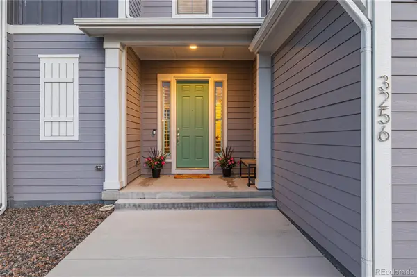 3256 Offbeaten PL, Castle Rock, CO 80108